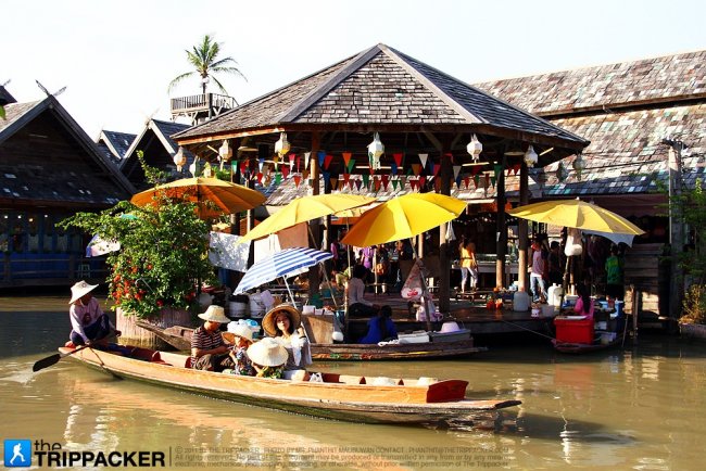 ตลาดน้ำ 4 ภาค พัทยา Pattaya Floating market